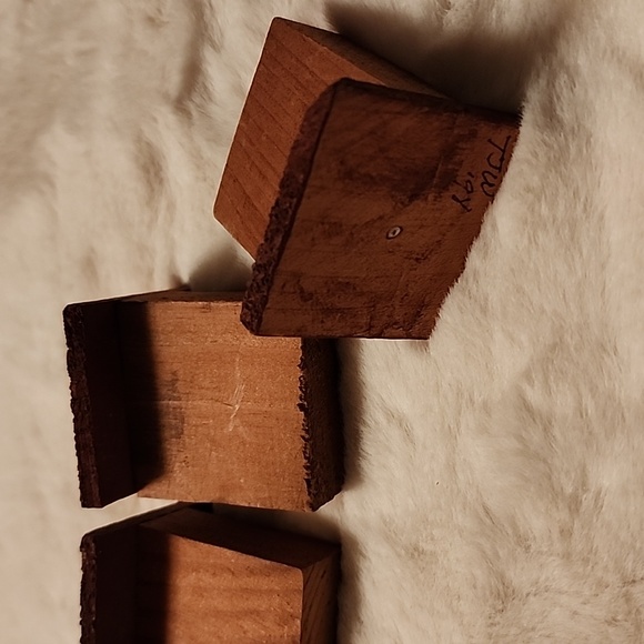 VINTAGE HANDMADE WOODEN " WELCOME " BLOCKS. - Picture 5 of 6